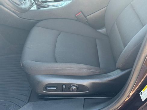 Used 2020 Chevrolet Malibu LT image 18