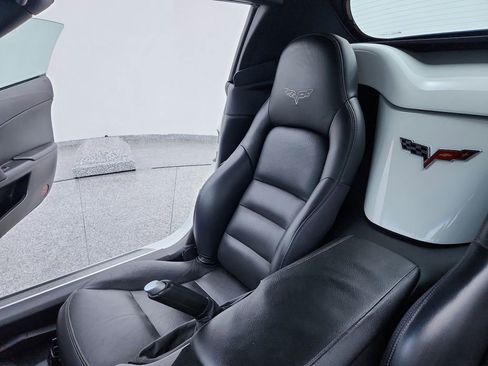 Used 2010 Chevrolet Corvette Grand Sport w/ Preferred Equipment Group image 16