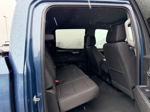 Used 2024 Chevrolet Silverado 1500 LT AWD/4WD image 17