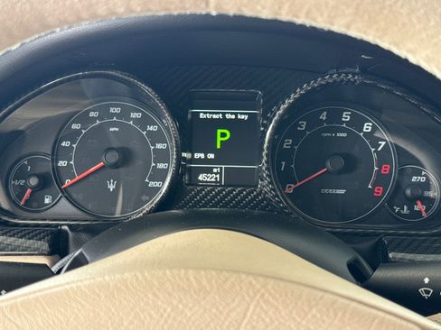 Used 2018 Maserati GranTurismo MC image 20