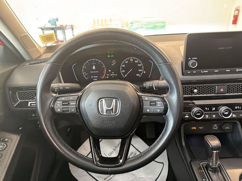 Used 2023 Honda Civic EX image 11
