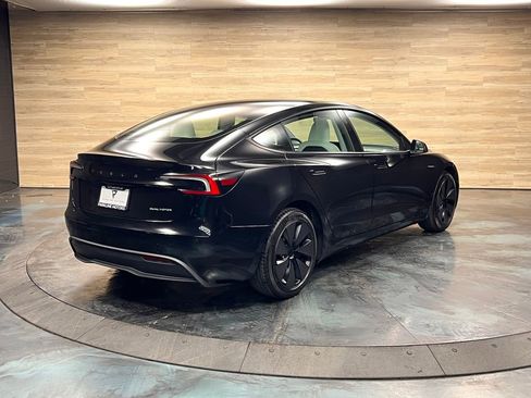 Used 2025 Tesla Model 3 Long Range AWD/4WD image 22