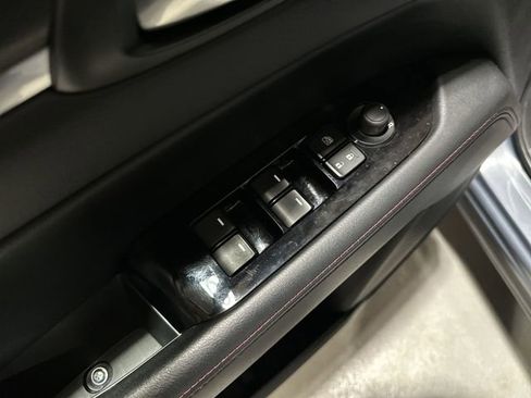 Used 2023 MAZDA CX-5 Carbon Edition image 17
