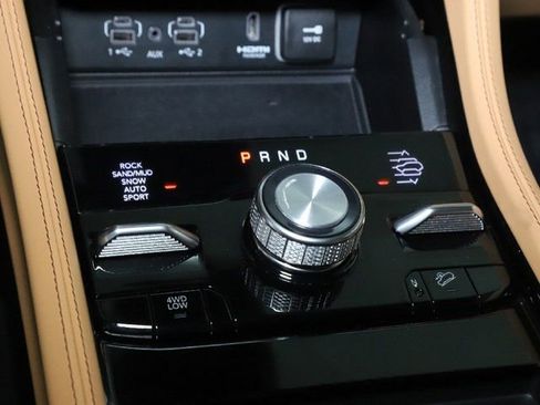 Used 2024 Jeep Grand Cherokee Summit image 35