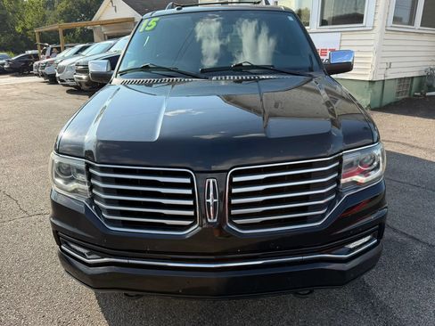 Used 2015 Lincoln Navigator 4WD image 4