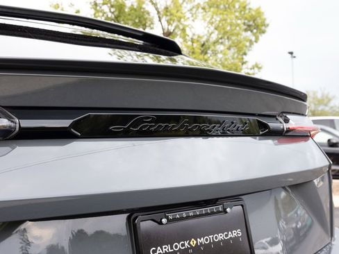 Used 2024 Lamborghini Urus S image 46
