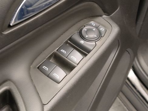 Used 2024 Chevrolet Equinox LT w/ LPO, Floor Liner Package FWD image 27