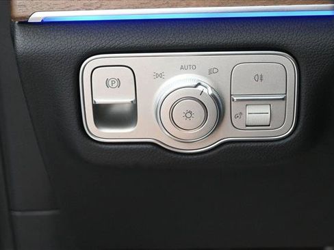 Certified 2026 Mercedes-Benz GLE 350 4MATIC image 8
