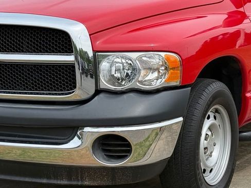 Used 2005 Dodge Ram 1500 Truck ST RWD image 11