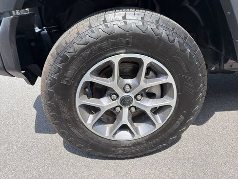 Used 2025 Jeep Wrangler Unlimited Sport AWD/4WD image 21