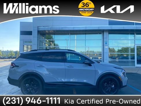 Used 2025 Kia Sportage X-Line AWD/4WD image 2
