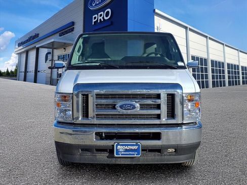 New 2024 Ford E-450 and Econoline 450 Super Duty w/ Power Windows & Locks Group RWD image 26