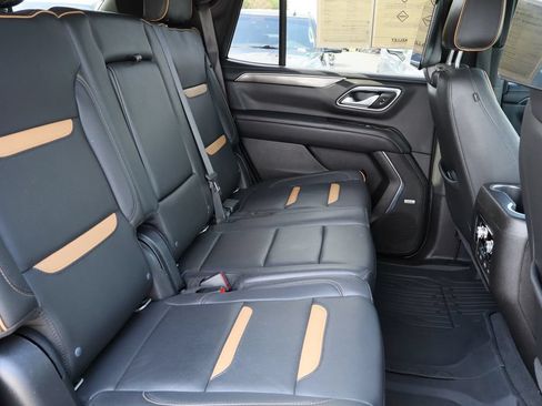 Used 2021 GMC Yukon AT4 w/ Rear Media and Nav Package AWD/4WD image 34