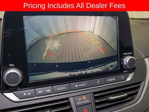Certified 2025 Nissan Altima 2.5 SR FWD image 13