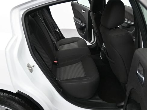 Used 2023 Dodge Charger SXT image 12