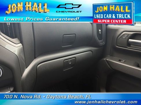 Used 2025 Chevrolet Silverado 1500 Custom image 33