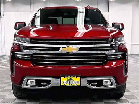 Used 2022 Chevrolet Silverado 1500 High Country w/ Safety Package II image 3