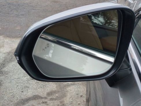 Used 2022 Lexus RX 450h AWD w/ Premium Package image 11