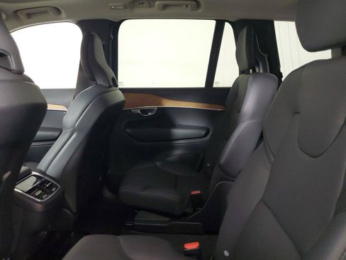 Used 2024 Volvo XC90 B6 Plus w/ Protection Package Premier AWD/4WD image 12