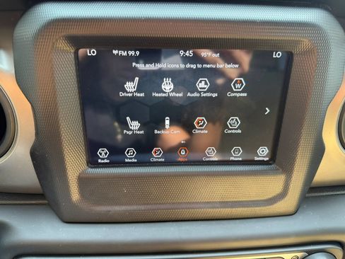 Used 2018 Jeep Wrangler Unlimited Sport S AWD/4WD image 24