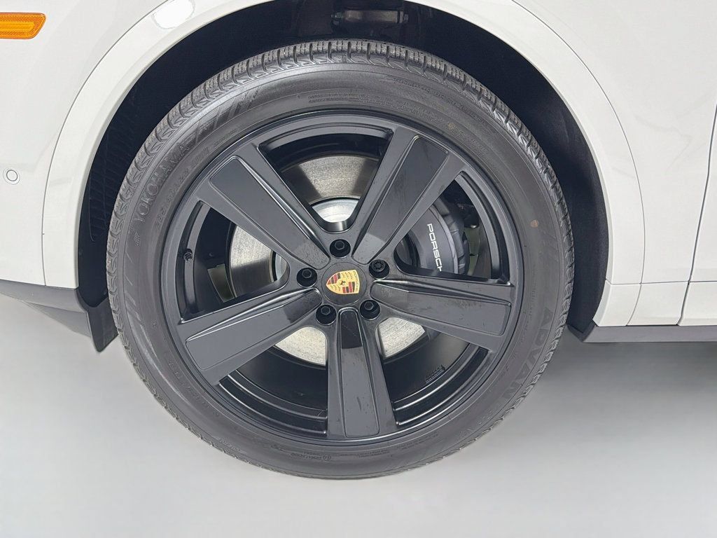 Certified 2026 Porsche Cayenne E-Hybrid AWD/4WD image 34