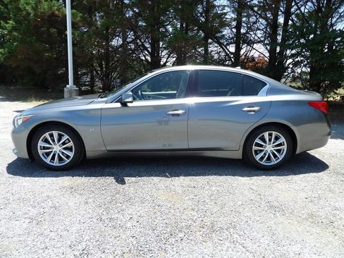Used 2015 INFINITI Q50 Premium w/ Navigation Package RWD image 2