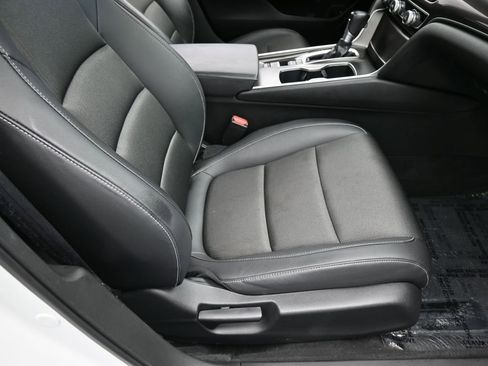 Used 2022 Honda Accord Sport image 41