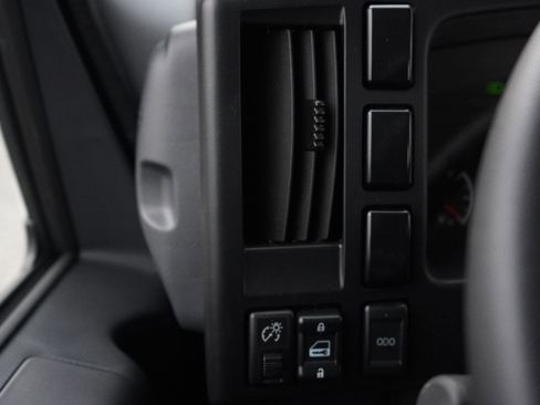 New 2025 Chevrolet Low Cab Forward image 16