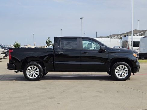 New 2026 Chevrolet Silverado 1500 Custom RWD image 7