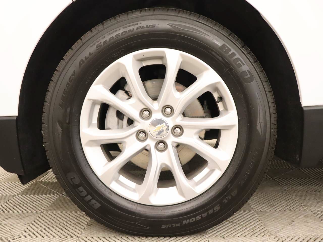 Used 2021 Chevrolet Equinox LT FWD image 6