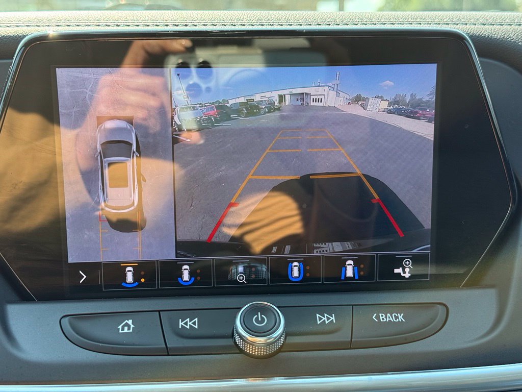 Used 2020 Chevrolet Blazer LT w/ Sound & Technology Package AWD/4WD image 53