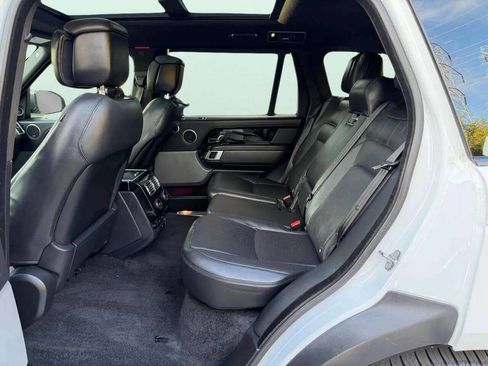 Used 2018 Land Rover Range Rover Long Wheelbase Supercharged image 30