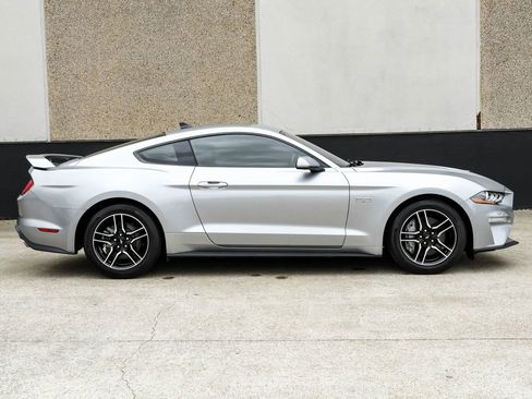 Used 2022 Ford Mustang GT RWD image 10