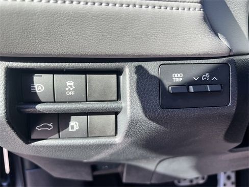 Used 2019 Toyota Avalon XSE w/ All Weather Liner Package image 40