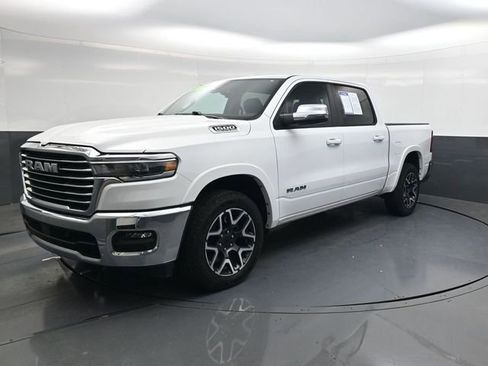 Used 2025 RAM 1500 Laramie image 8