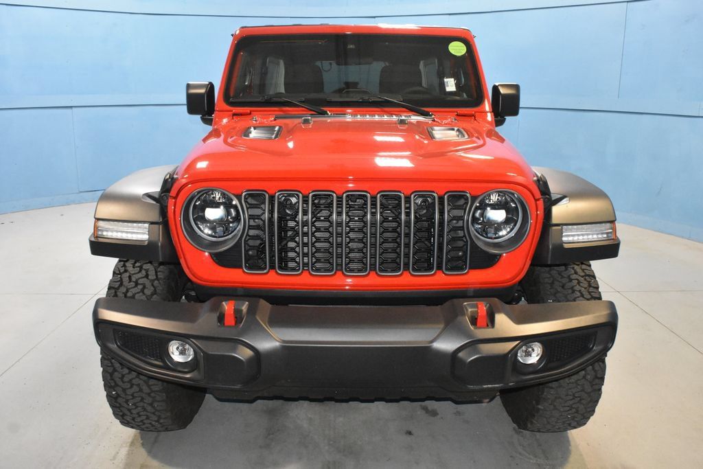 Used 2025 Jeep Wrangler Unlimited Rubicon w/ Convenience Group AWD/4WD image 23