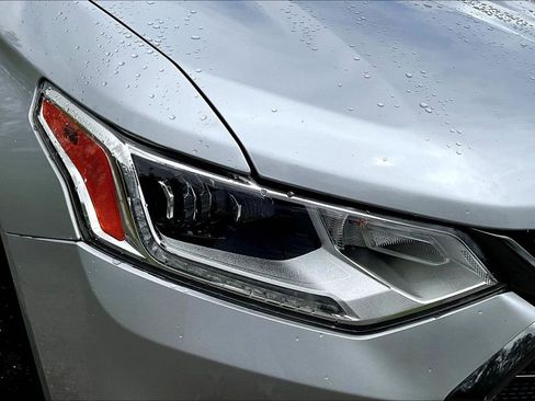 Used 2019 Chevrolet Traverse Premier w/ Redline Edition FWD image 31
