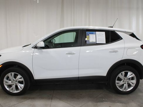 Used 2025 Buick Encore GX Preferred AWD/4WD image 6