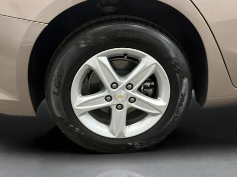 Used 2022 Chevrolet Malibu LT FWD image 27