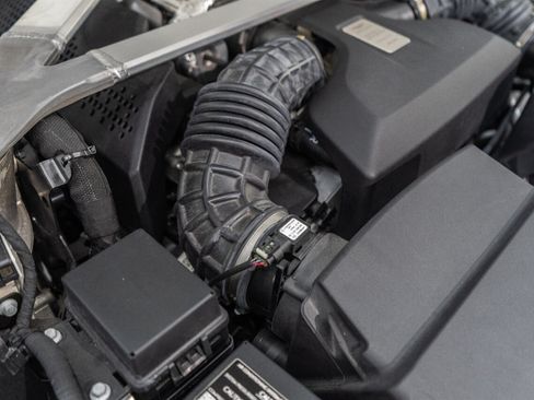 Used 2023 Aston Martin V8 Vantage Coupe RWD image 48