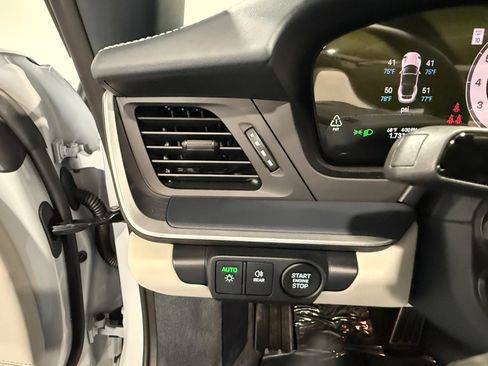 Used 2026 Porsche 911 Targa 4 GTS AWD/4WD image 58