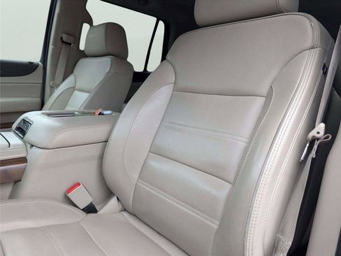 Used 2019 GMC Yukon Denali w/ Denali Ultimate Package AWD/4WD image 10
