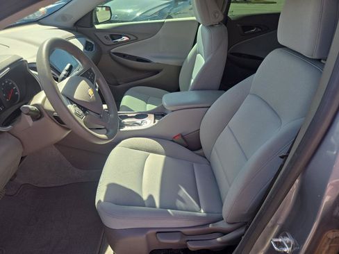 Used 2024 Chevrolet Malibu LS FWD image 9