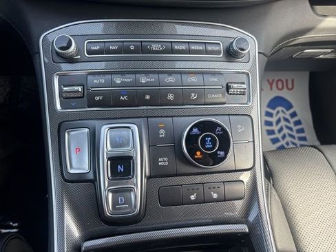 Used 2023 Hyundai Santa Fe SEL w/ Premium Package image 11