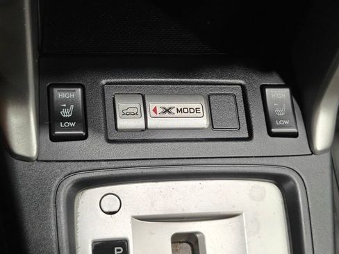 Used 2015 Subaru Forester 2.5i Limited AWD/4WD image 10