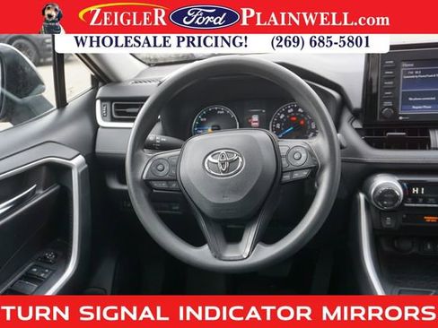 Used 2022 Toyota RAV4 XLE image 14