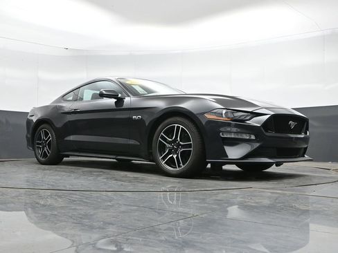 Used 2022 Ford Mustang GT Premium RWD image 42