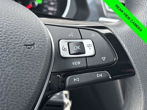 Used 2021 Volkswagen Tiguan S image 14