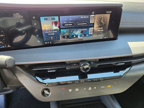 Used 2025 Nissan Murano SV image 25