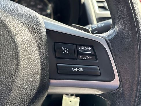 Used 2015 Subaru Crosstrek 2.0i Premium w/ Moonroof Package image 17